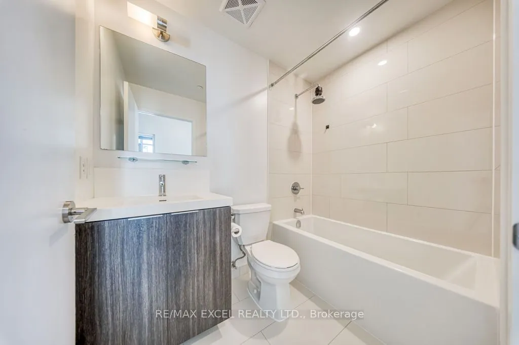 225 Sumach Street, #1009