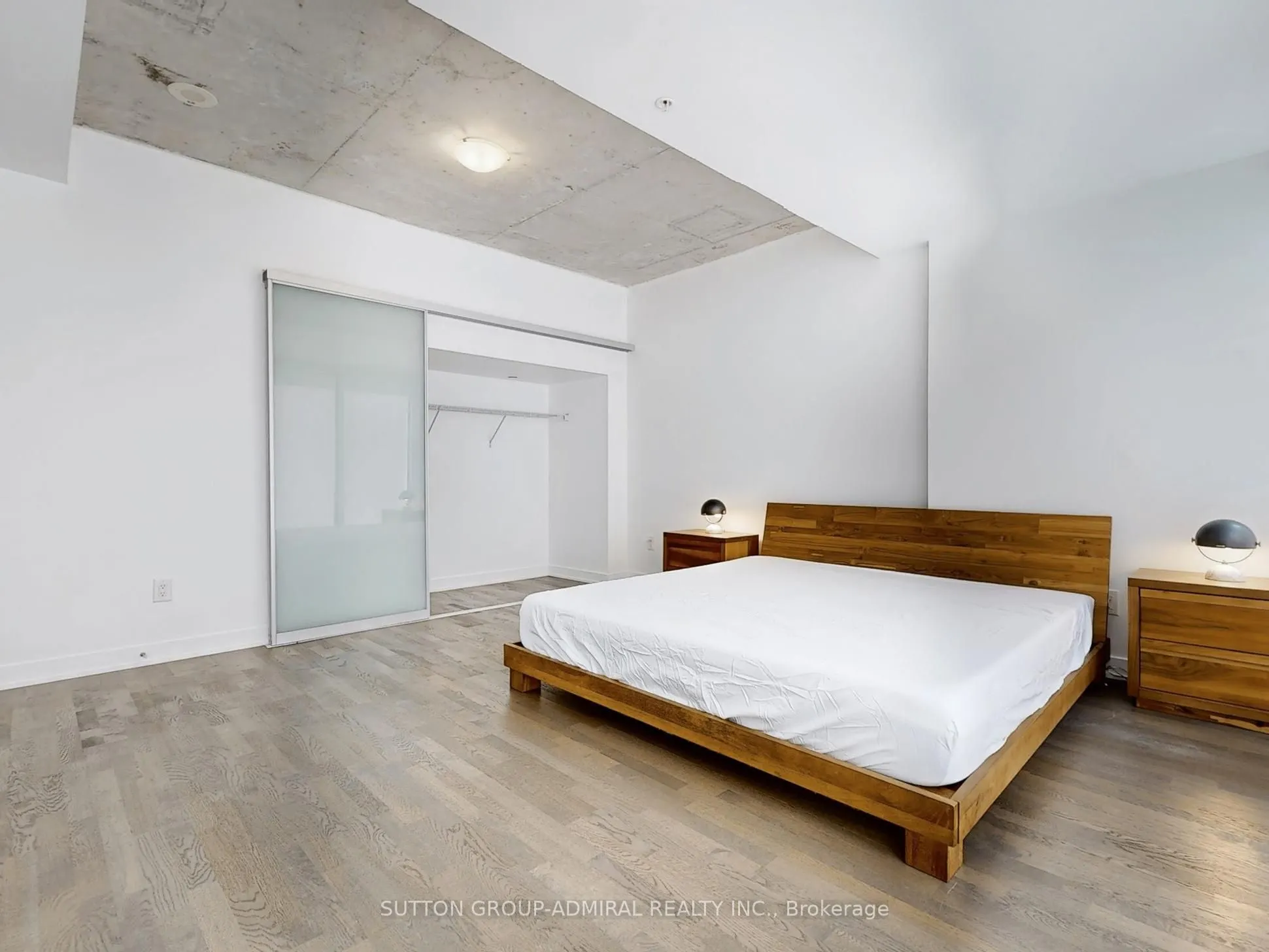 629 King Street W, #410