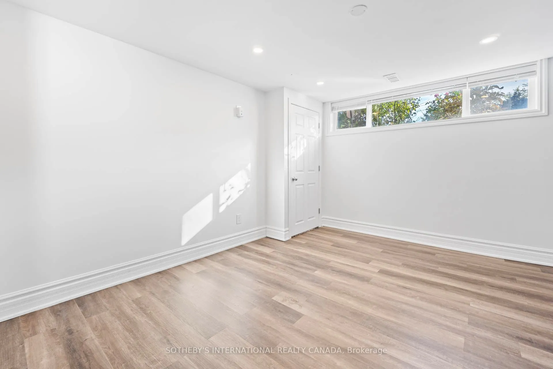 108 Lynedock Crescent