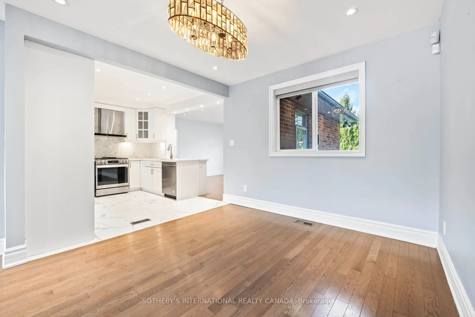 108 Lynedock Crescent