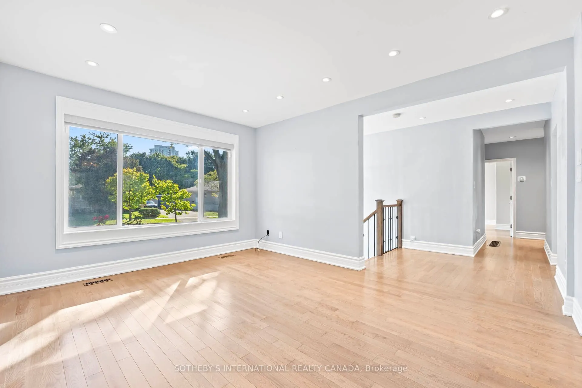 108 Lynedock Crescent