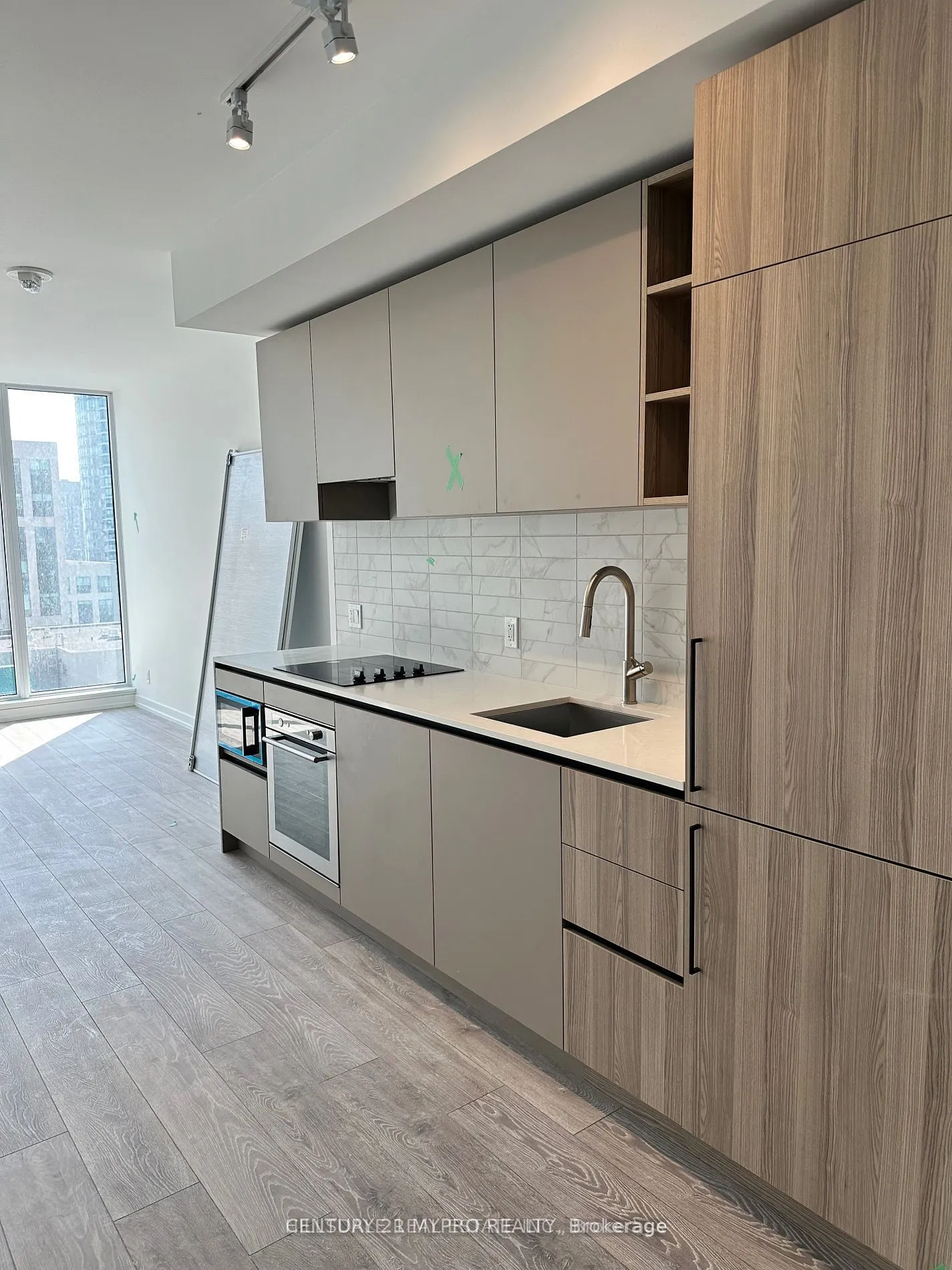 55 Mercer Street, #1811