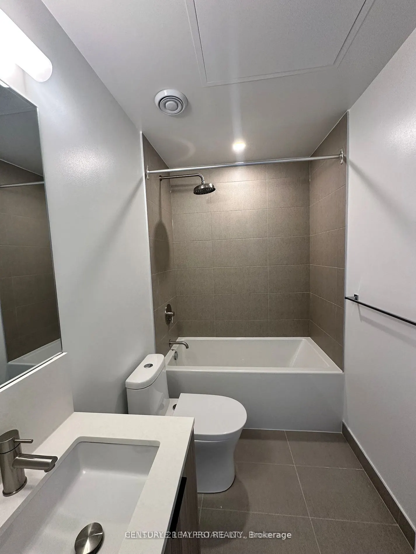 55 Mercer Street, #1811