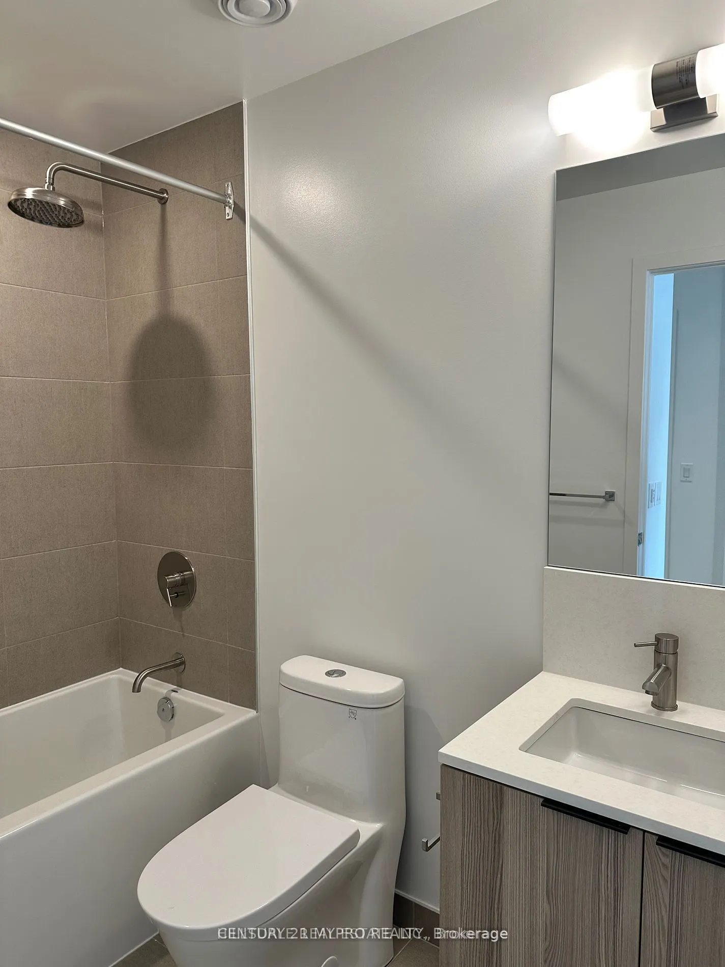 55 Mercer Street, #1811