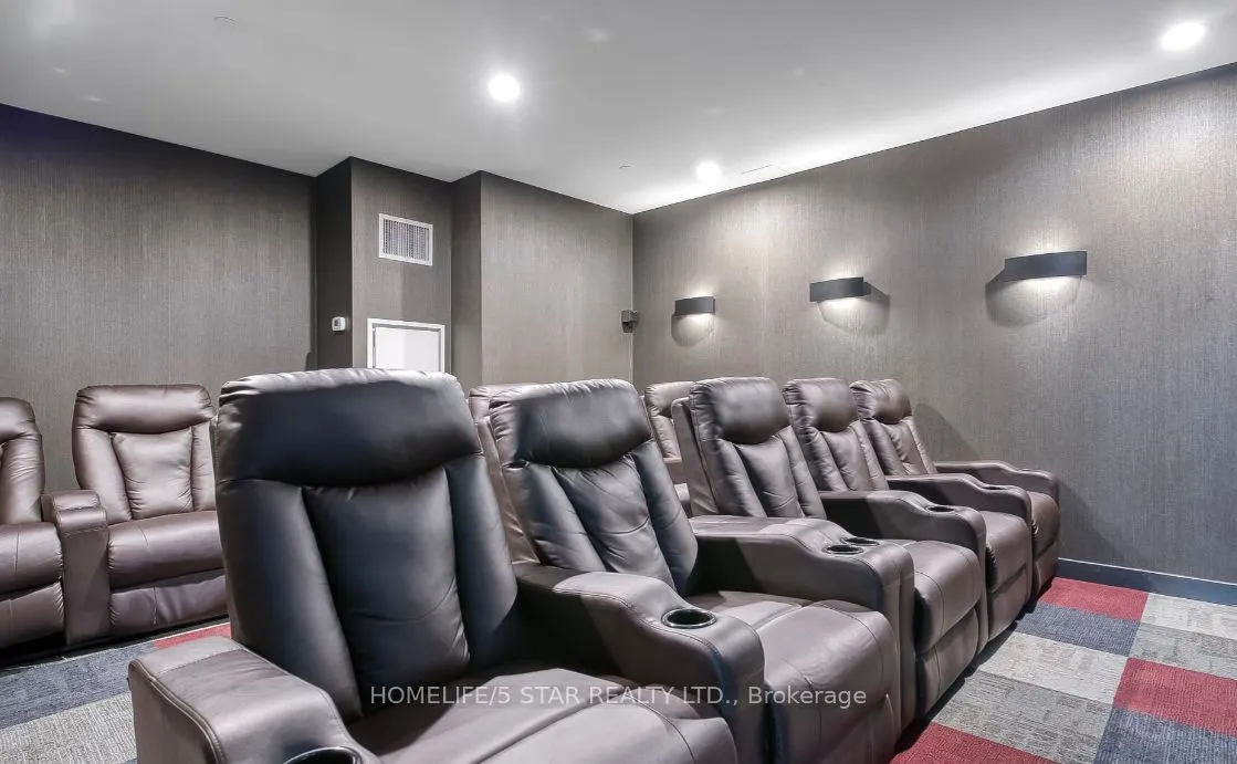 105 George Street, #302