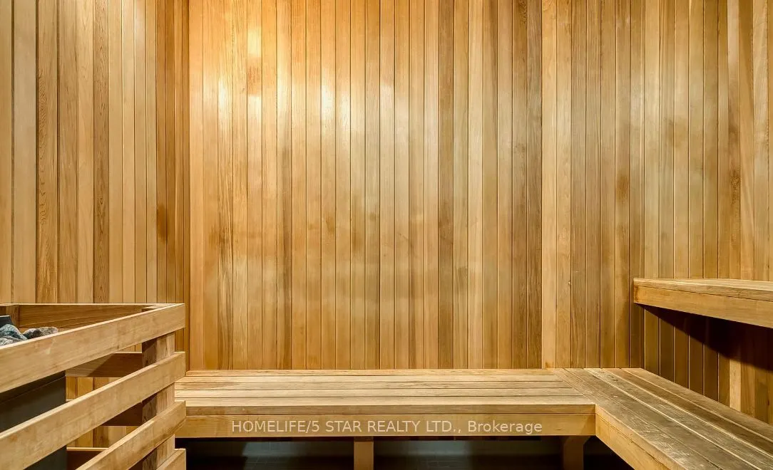 105 George Street, #302