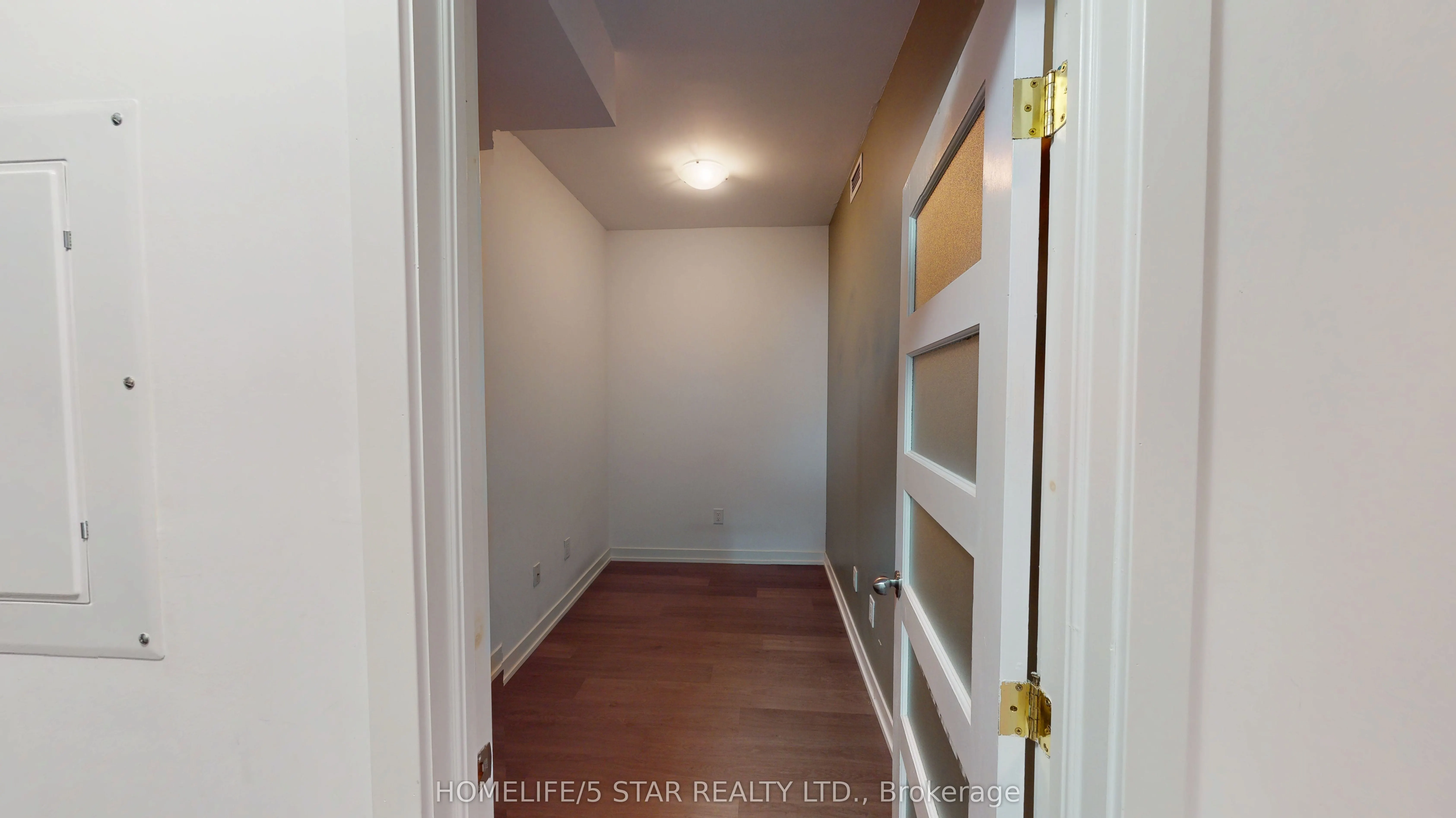 105 George Street, #302