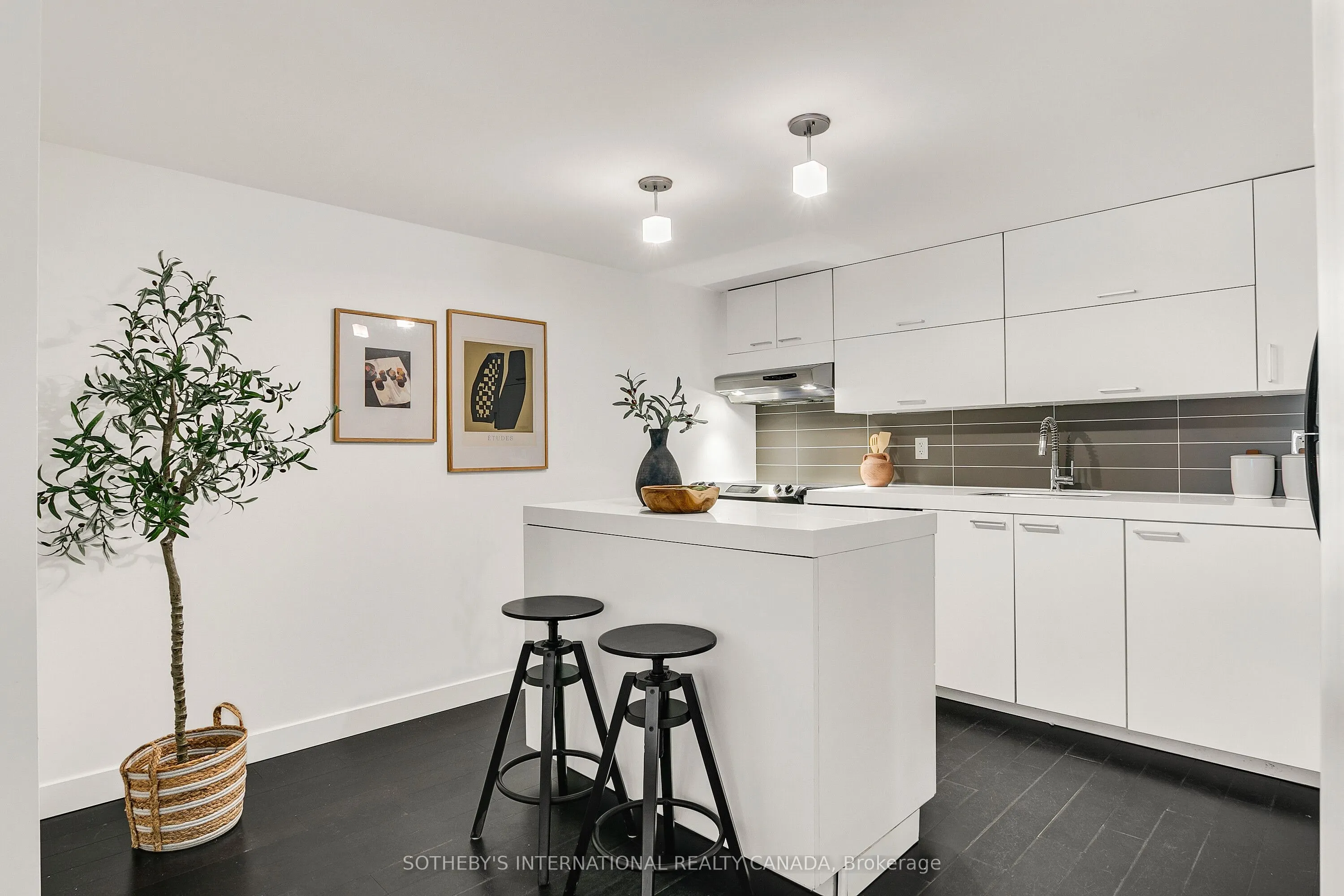 55 Stewart Street, #113