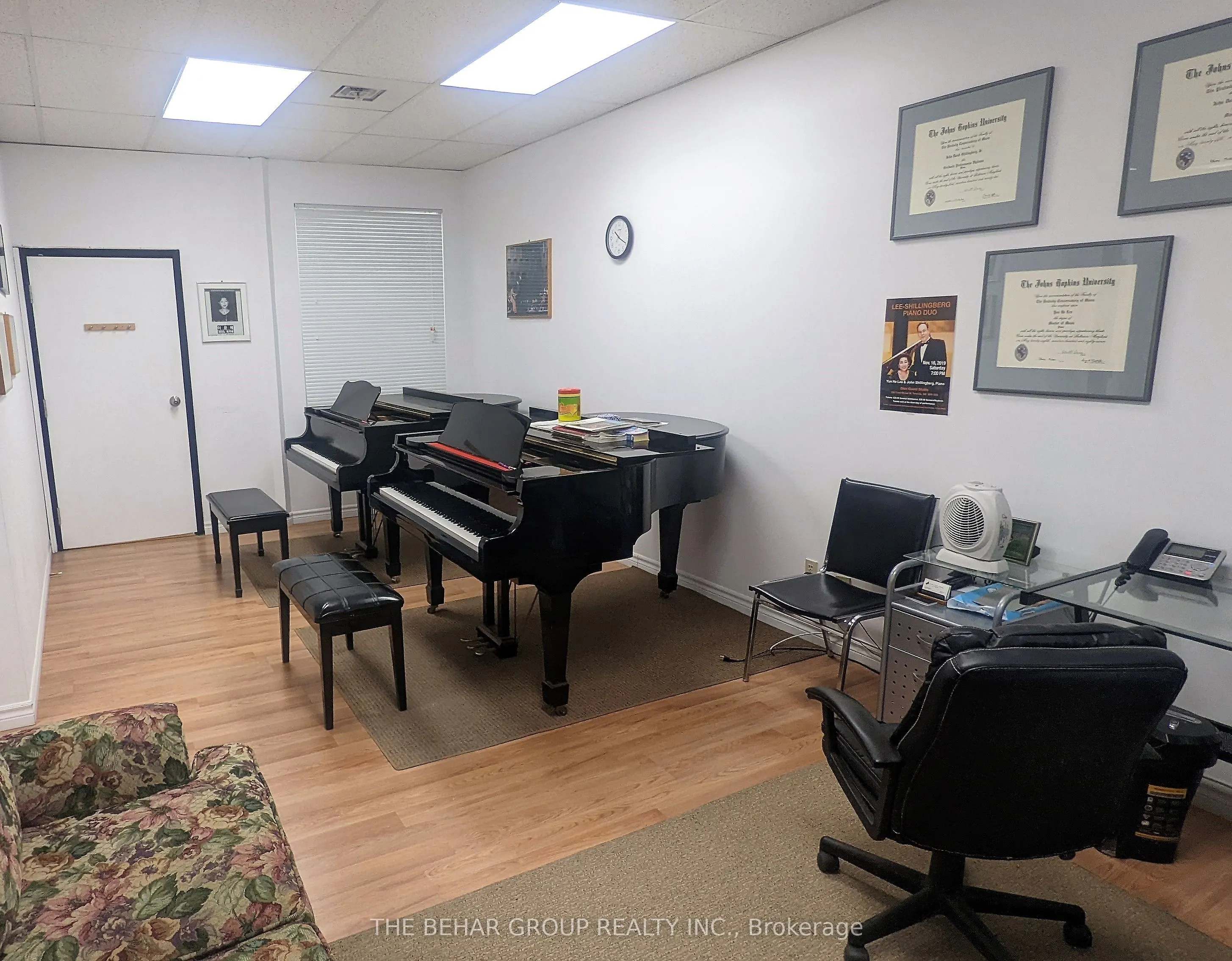 200 Finch Avenue W, #Suite 221