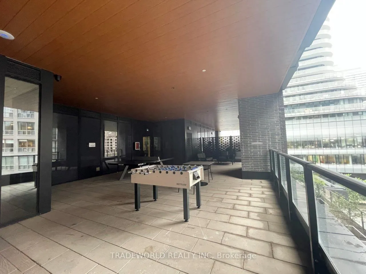 8 Wellesley Street W, #1516