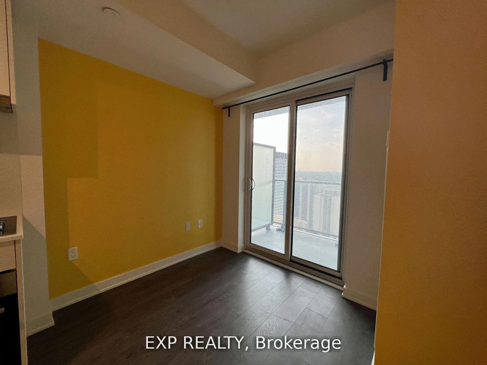 195 Redpath Avenue, #3213