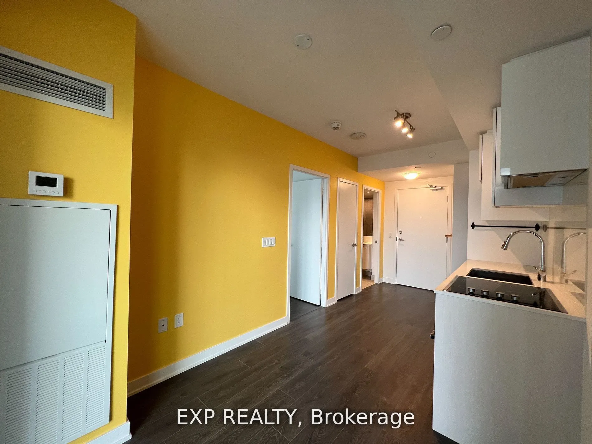 195 Redpath Avenue, #3213