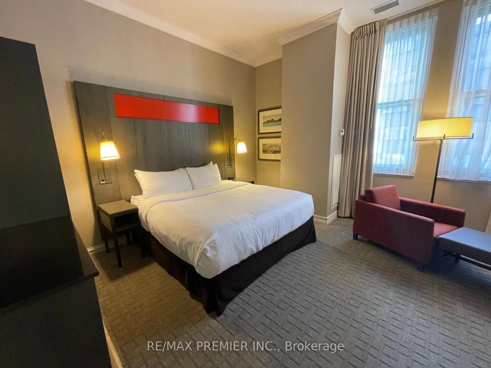 1 King Street W, #1105