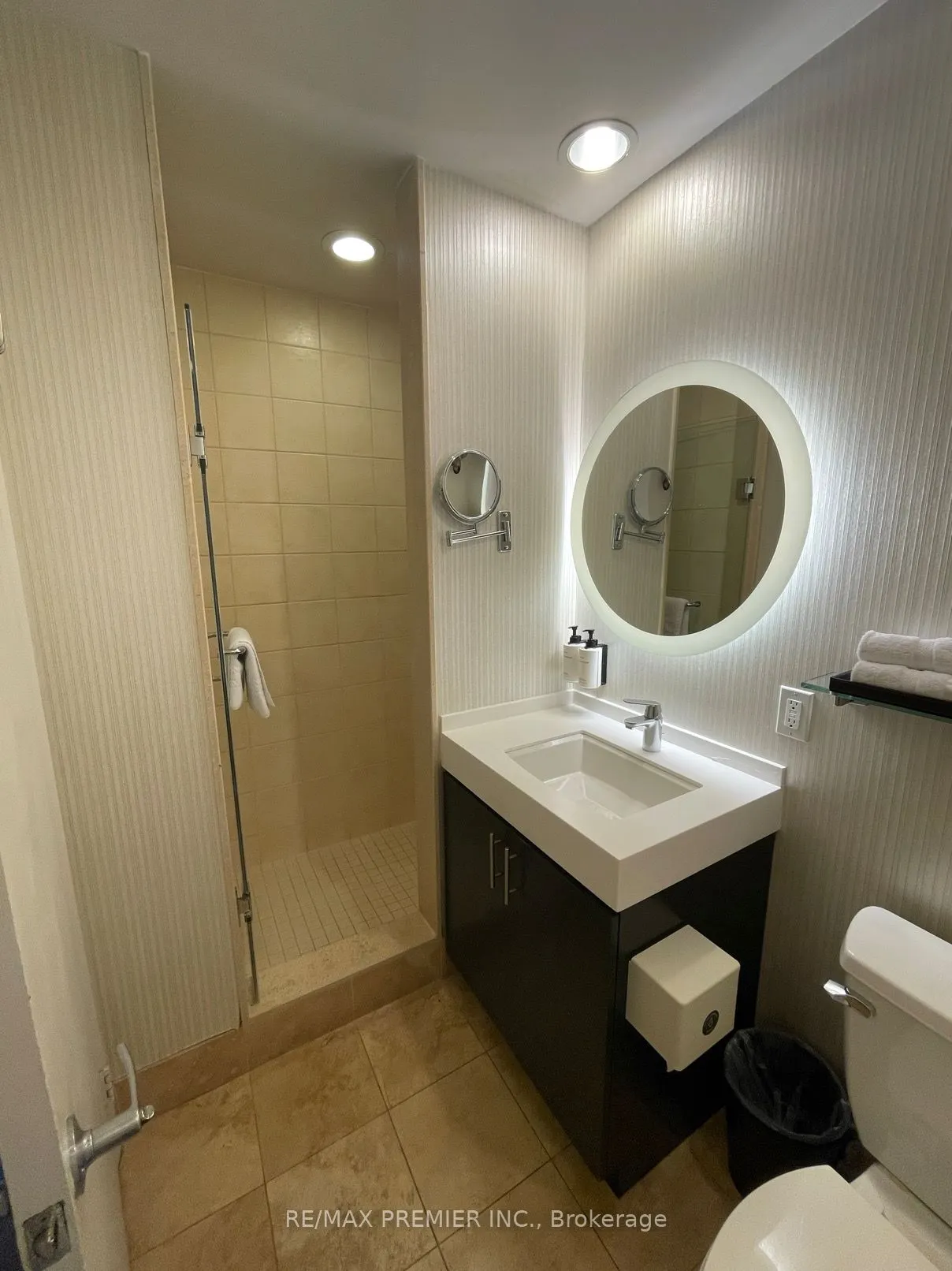 1 King Street W, #1105