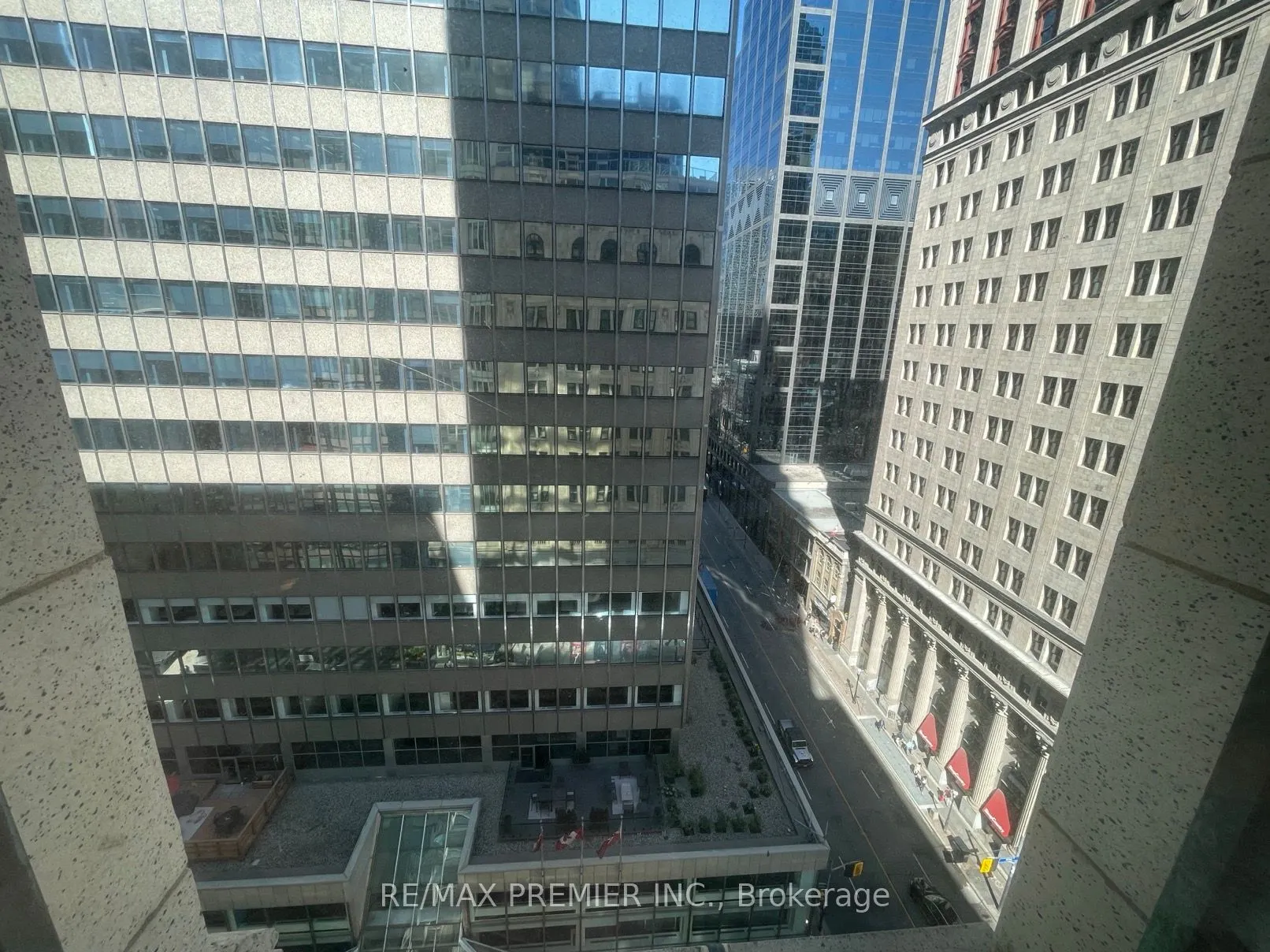 1 King Street W, #1105