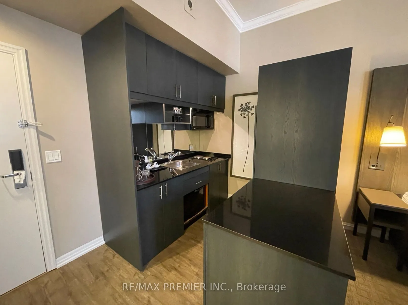 1 King Street W, #1105