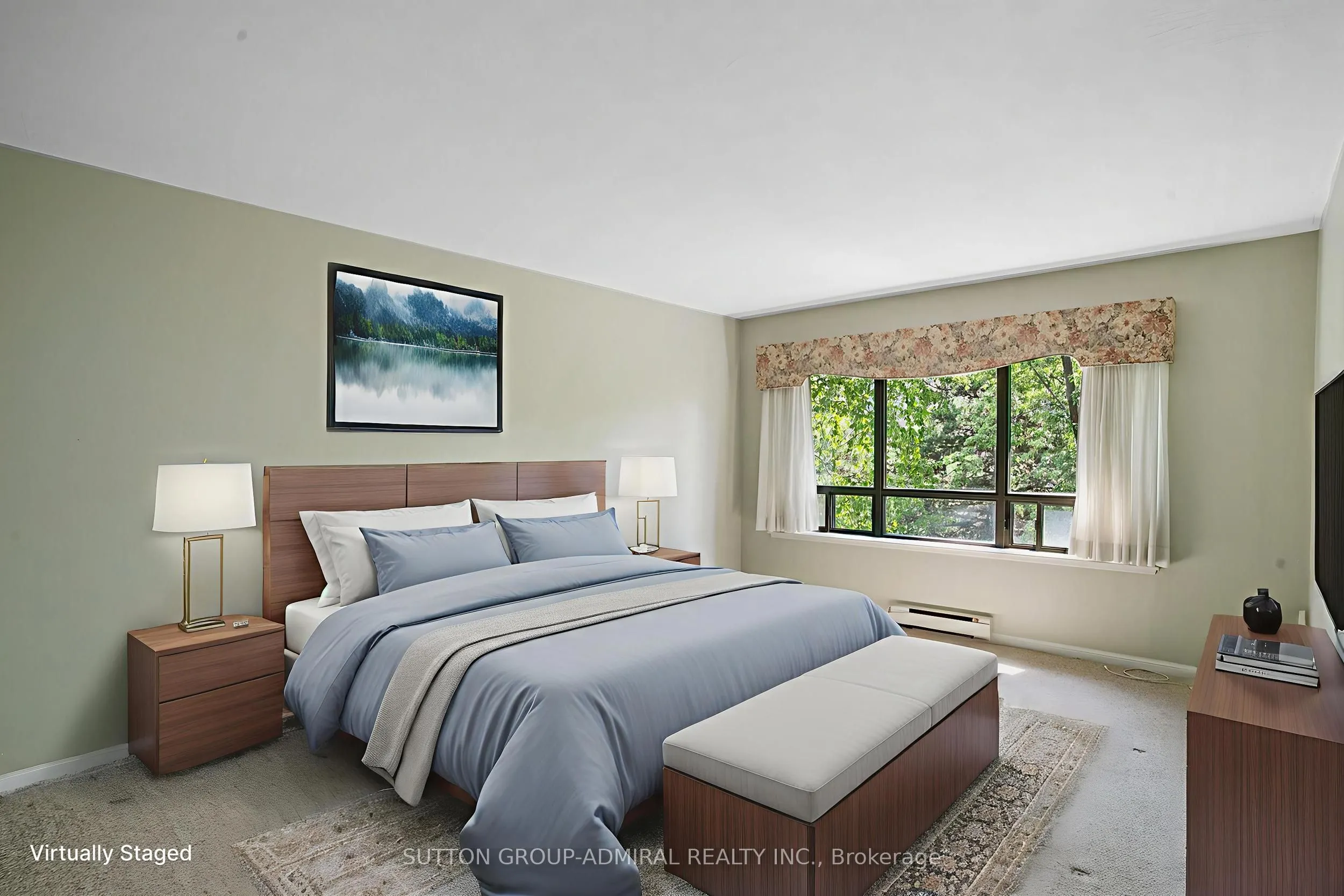 245 The Donway West, #402