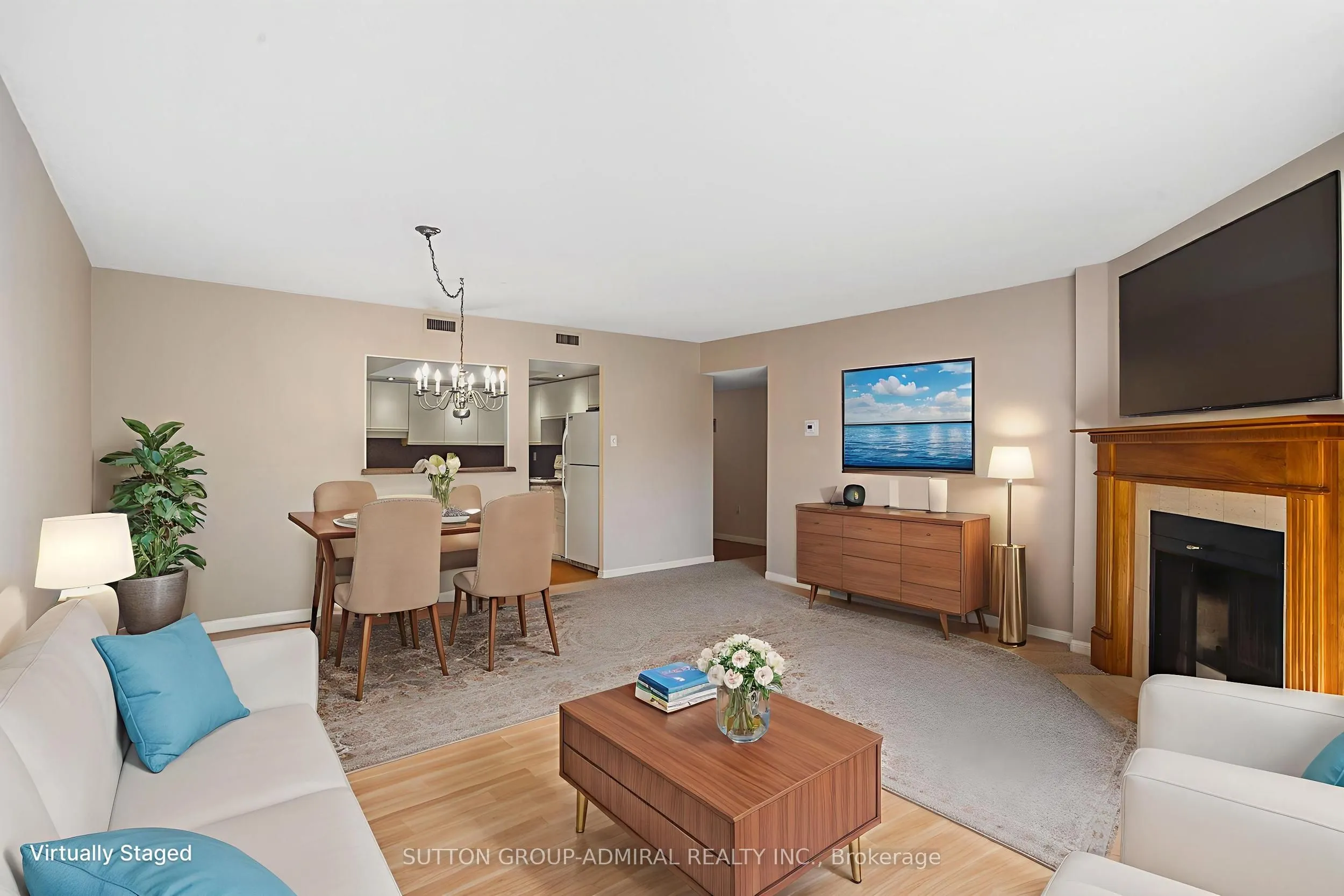 245 The Donway West, #402