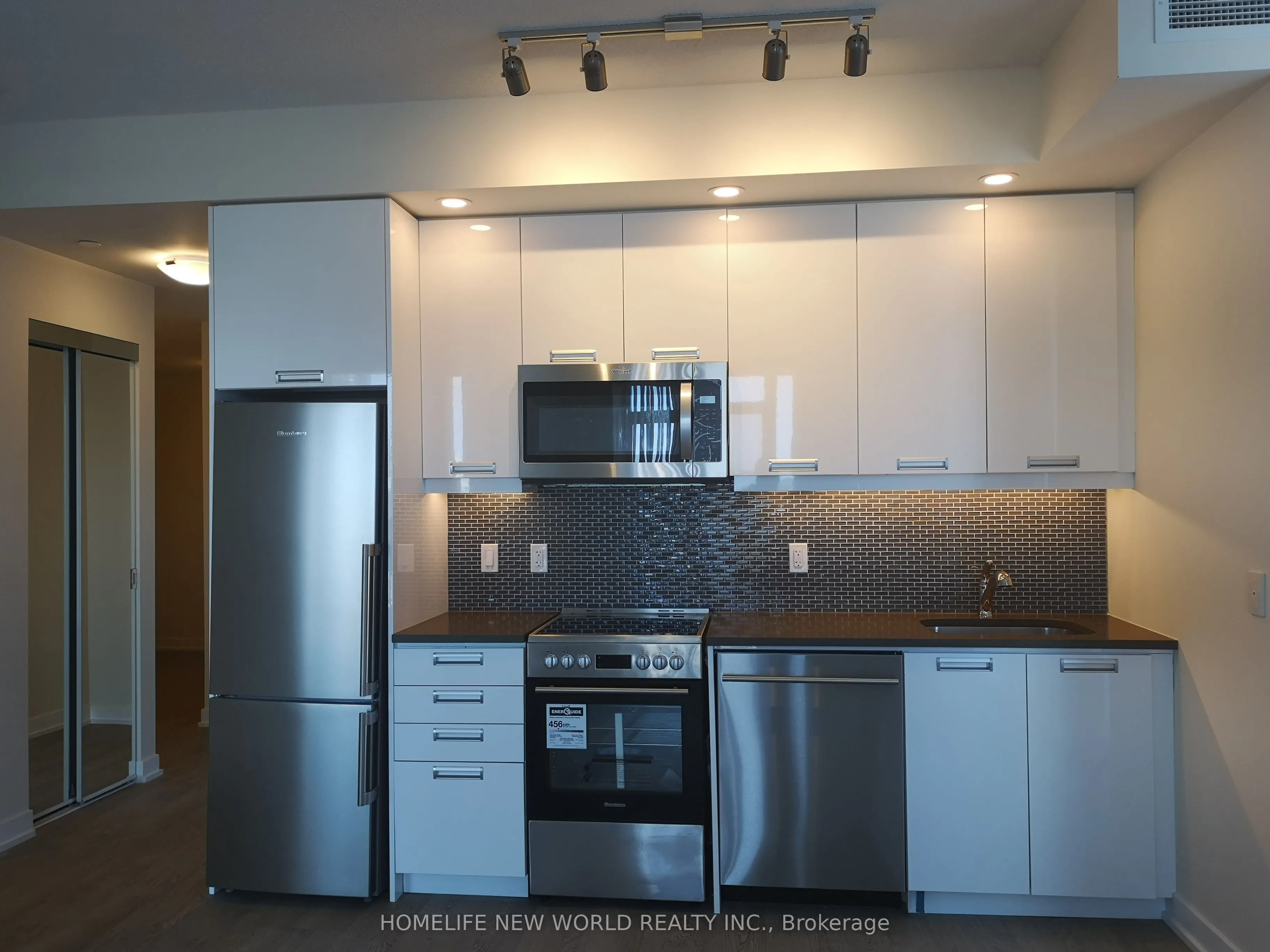 99 John Street, #3506