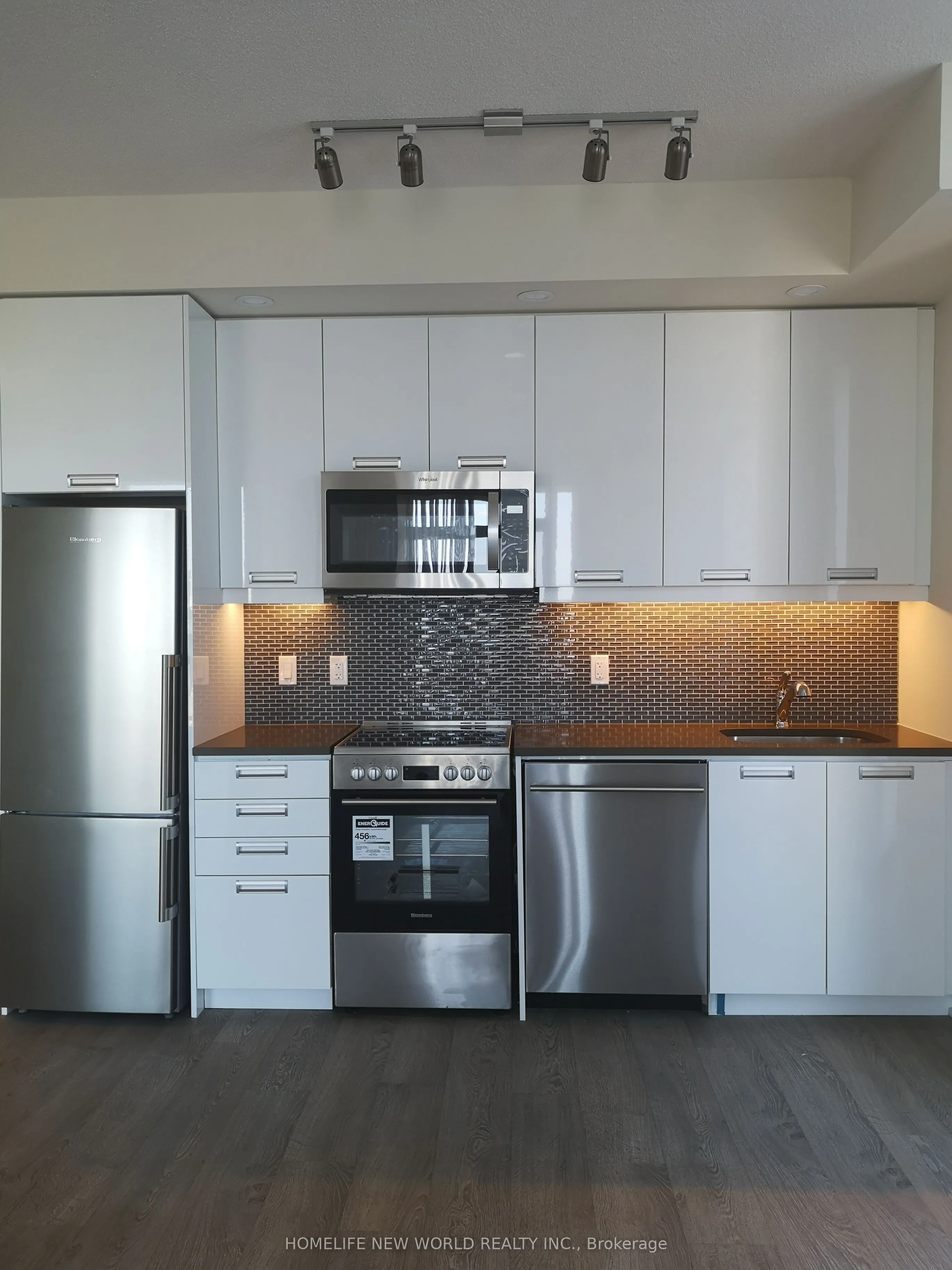 99 John Street, #3506