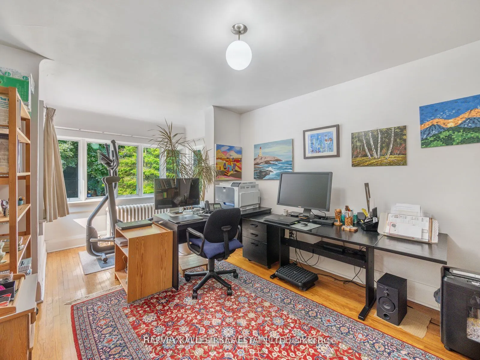 233 Chaplin Crescent