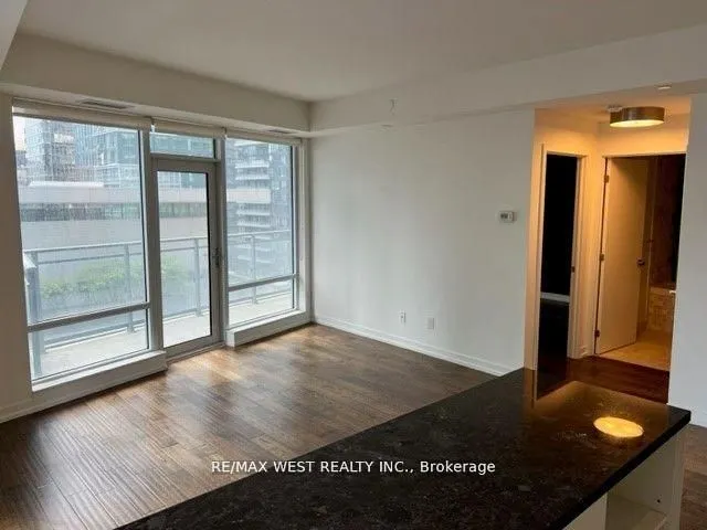 21 Widmer Street, #1209