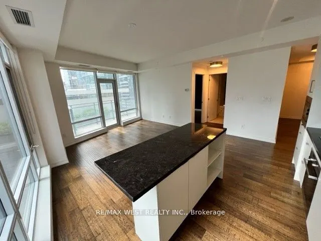 21 Widmer Street, #1209