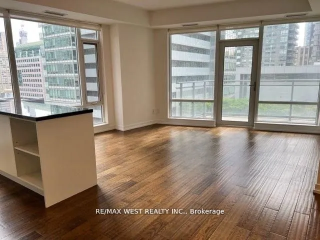 21 Widmer Street, #1209