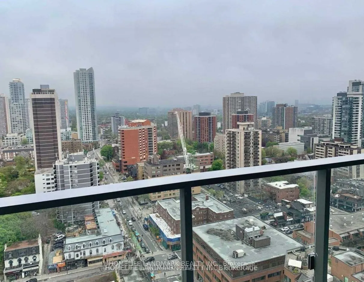 50 Wellesley Street E, #2806