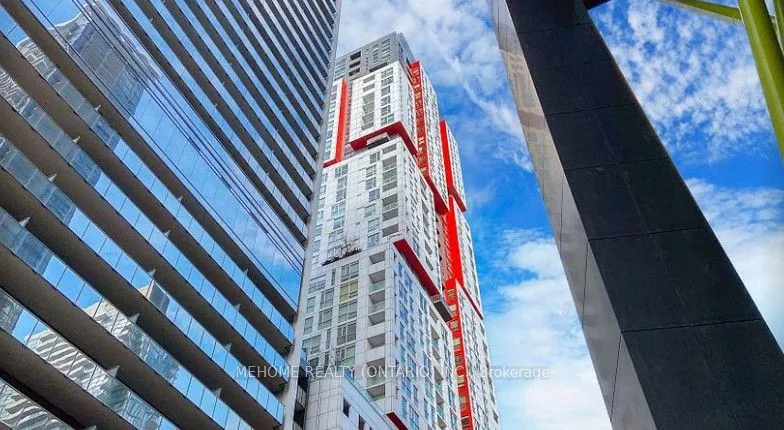 318 Richmond Street W, #606