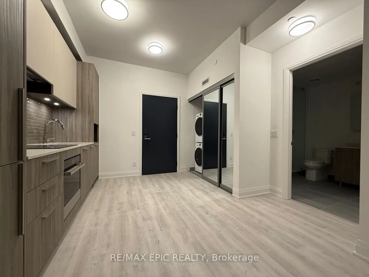 65 Broadway Avenue, #316