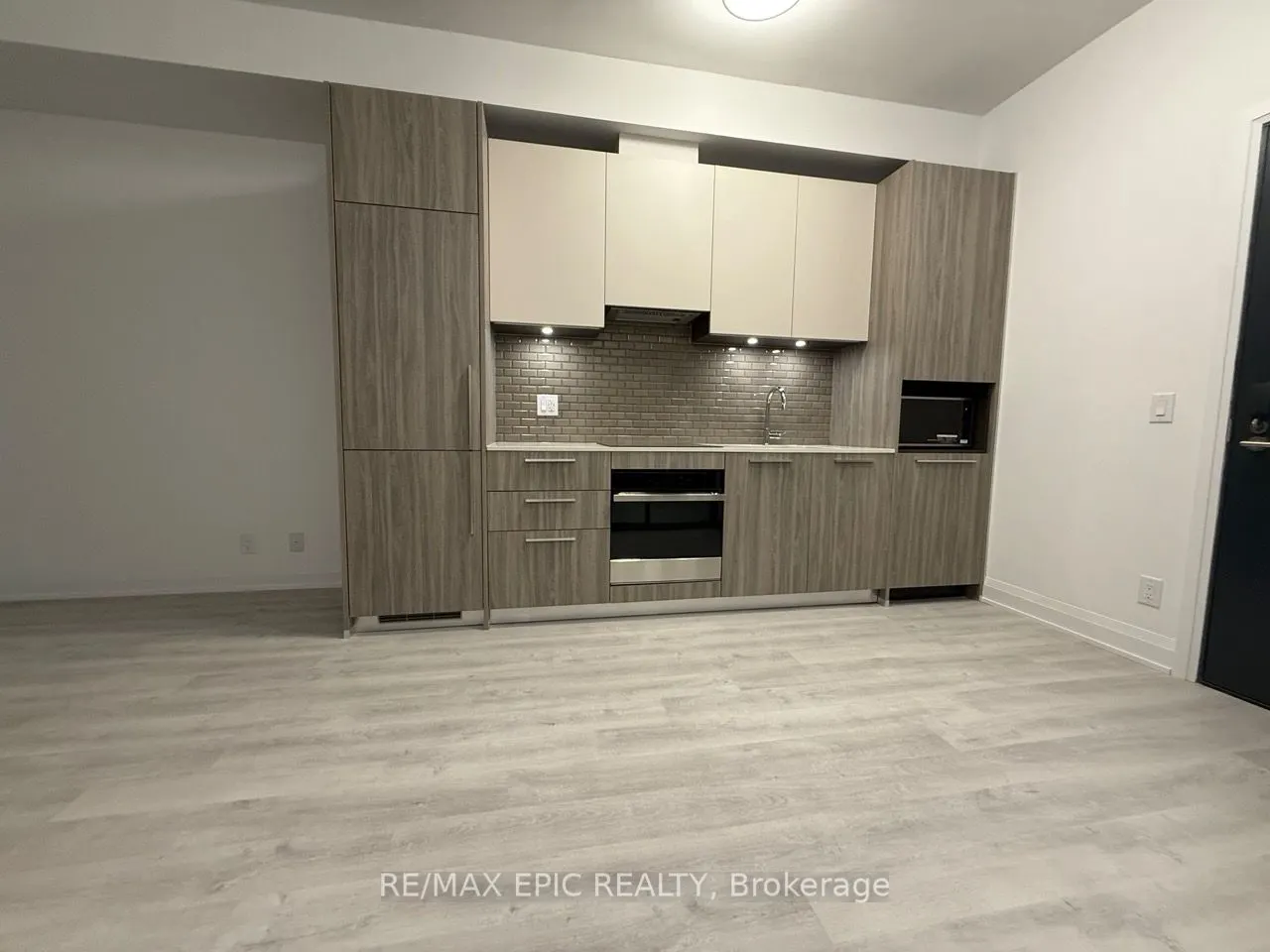 65 Broadway Avenue, #316