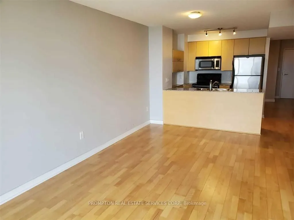 11 Brunel Court, #811