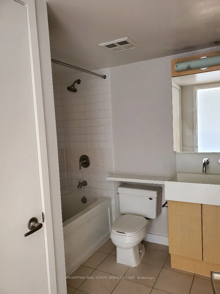 11 Brunel Court, #811