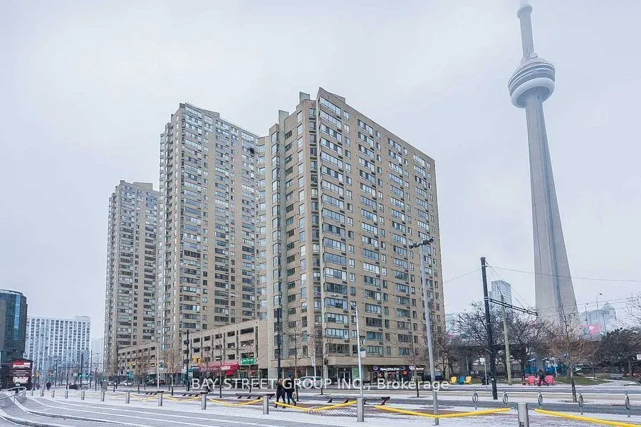 250 Queens Quay W, #1106