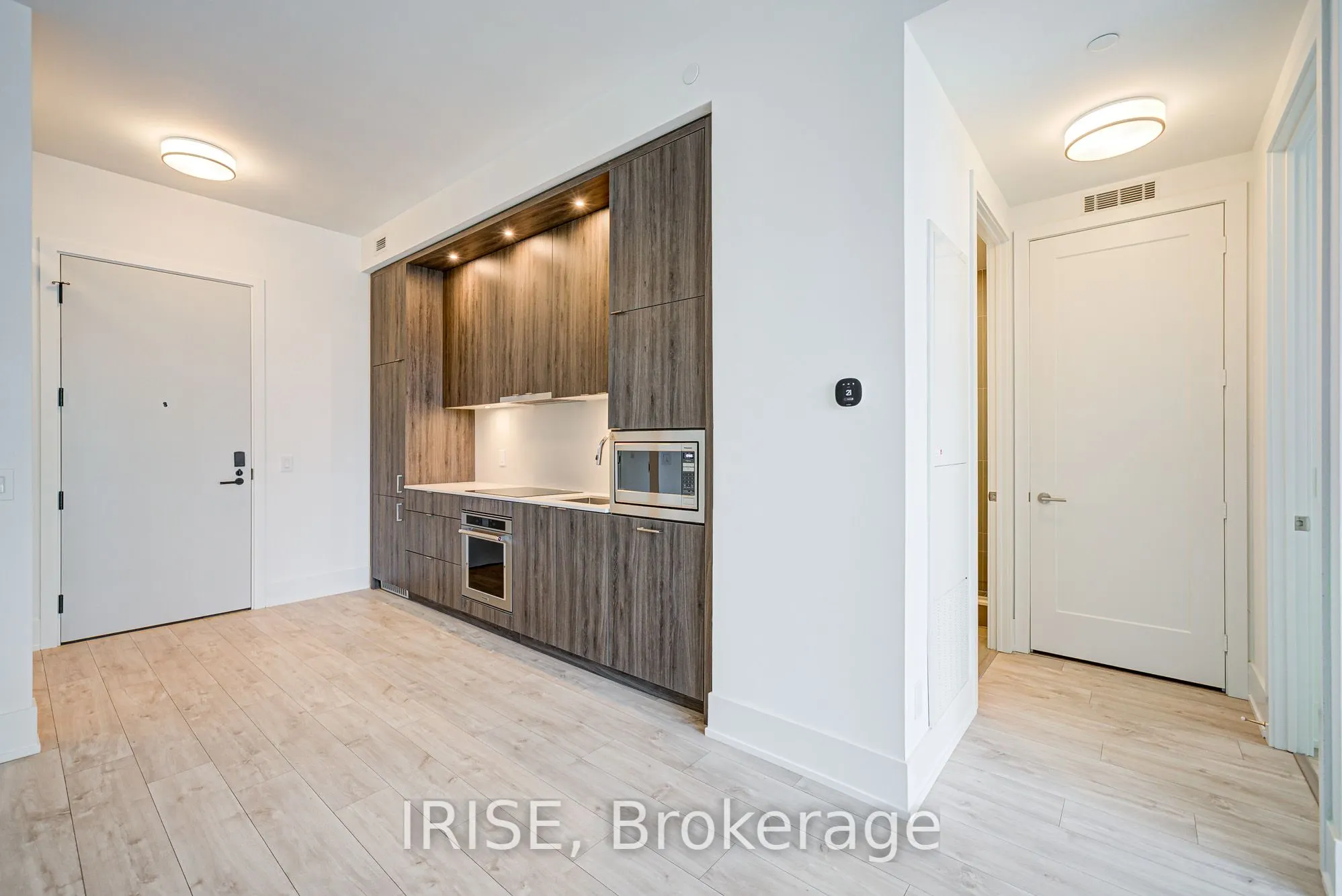 115 Denison Avenue, #503