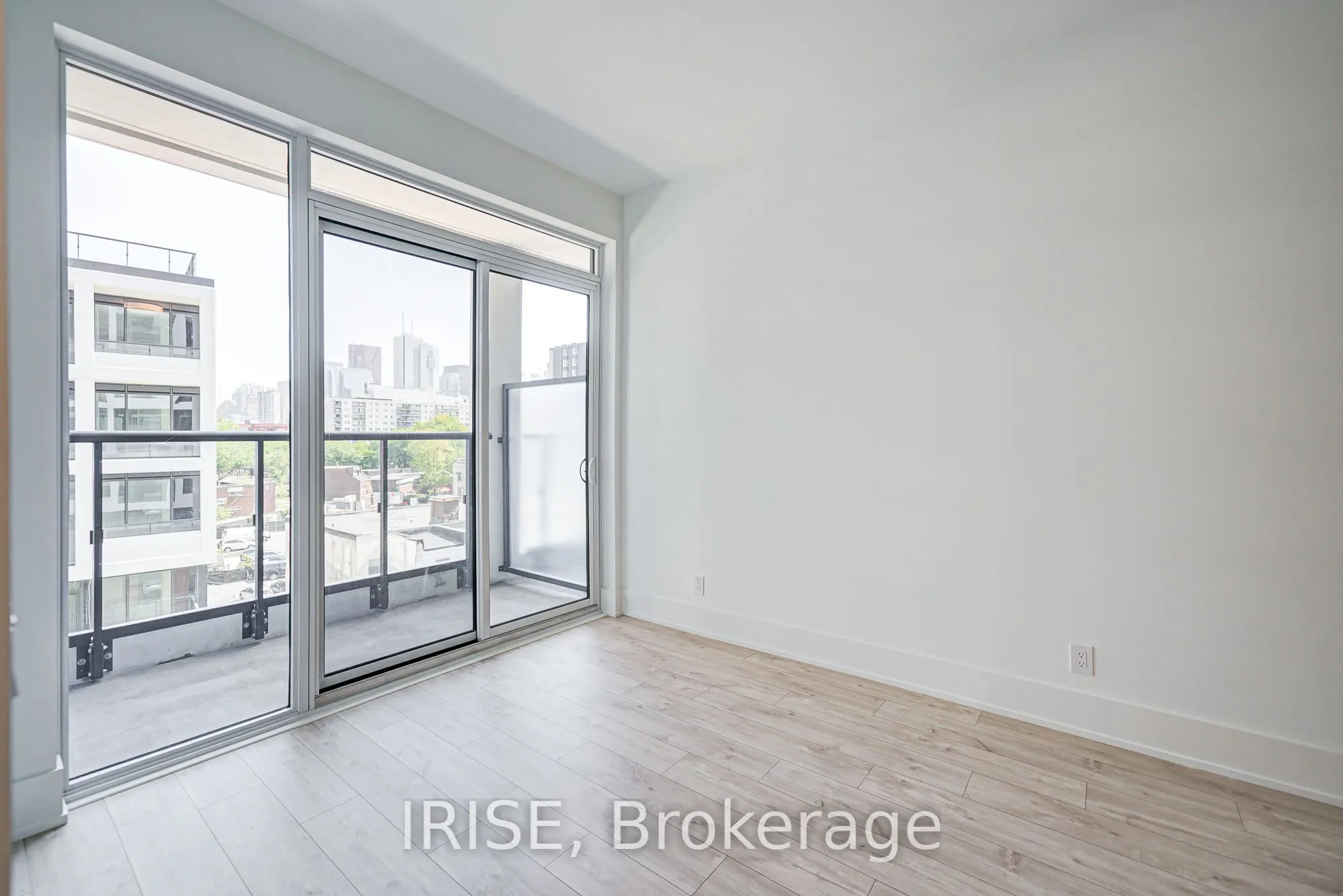 115 Denison Avenue, #503