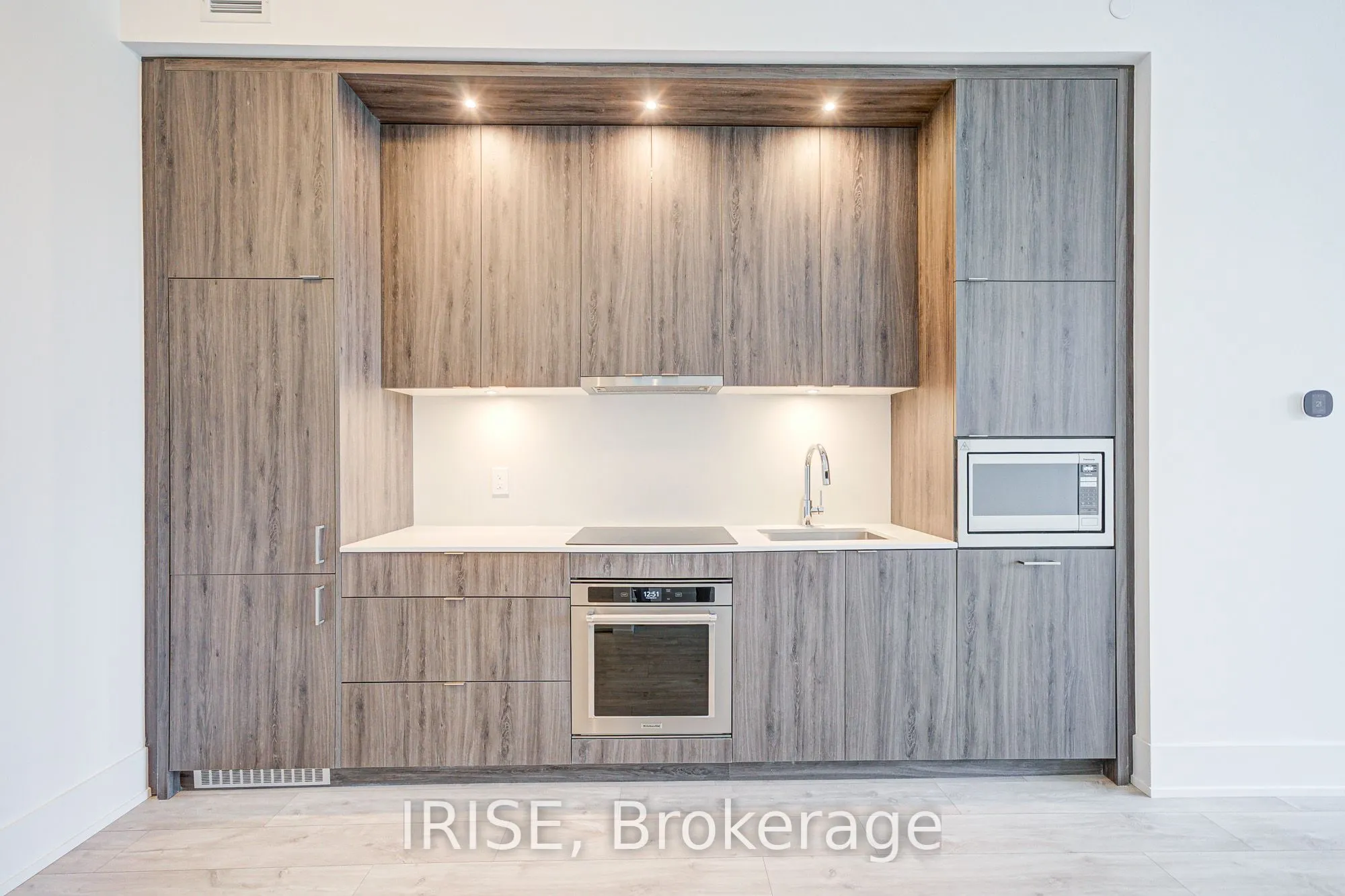 115 Denison Avenue, #503