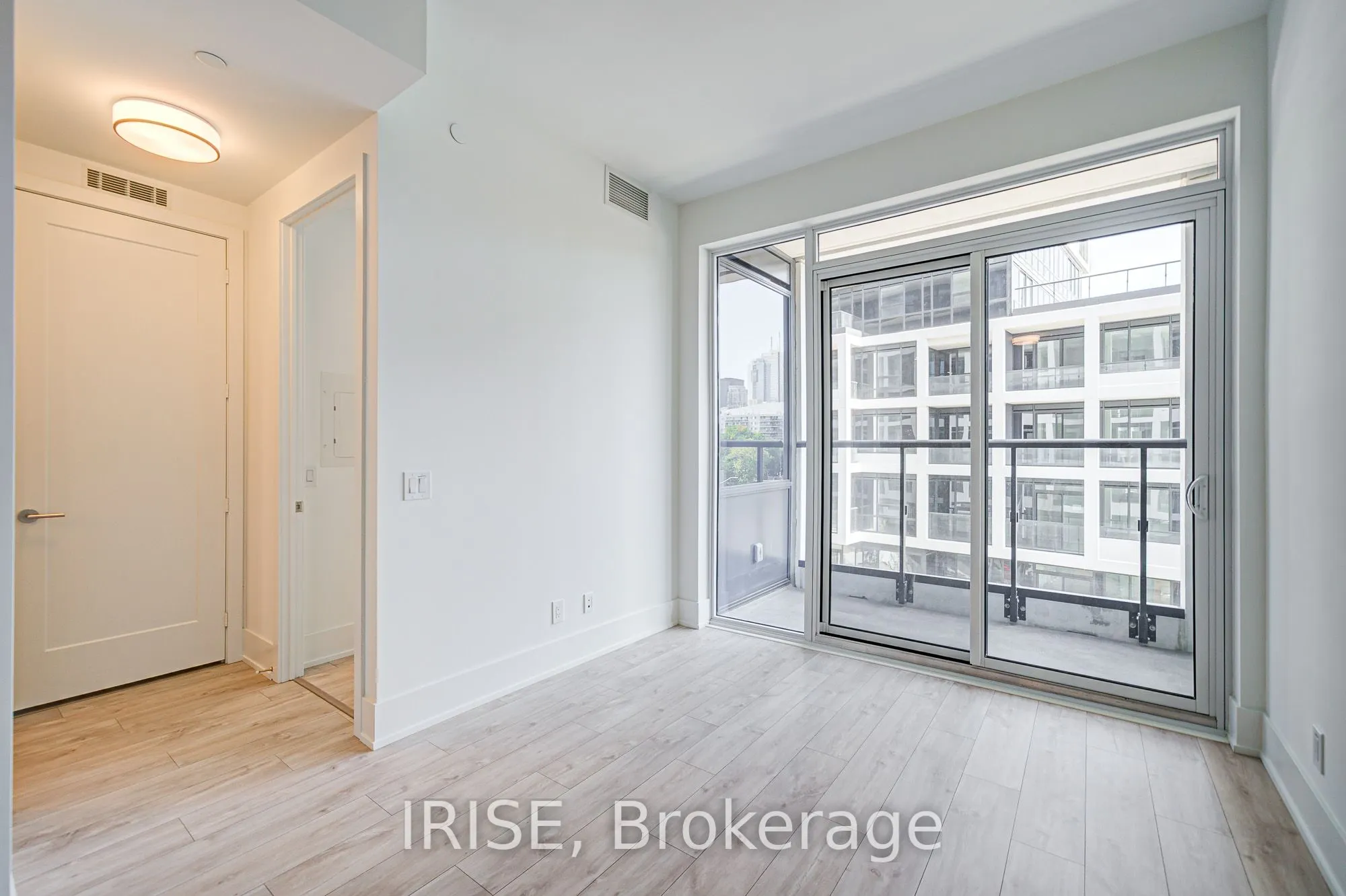 115 Denison Avenue, #503