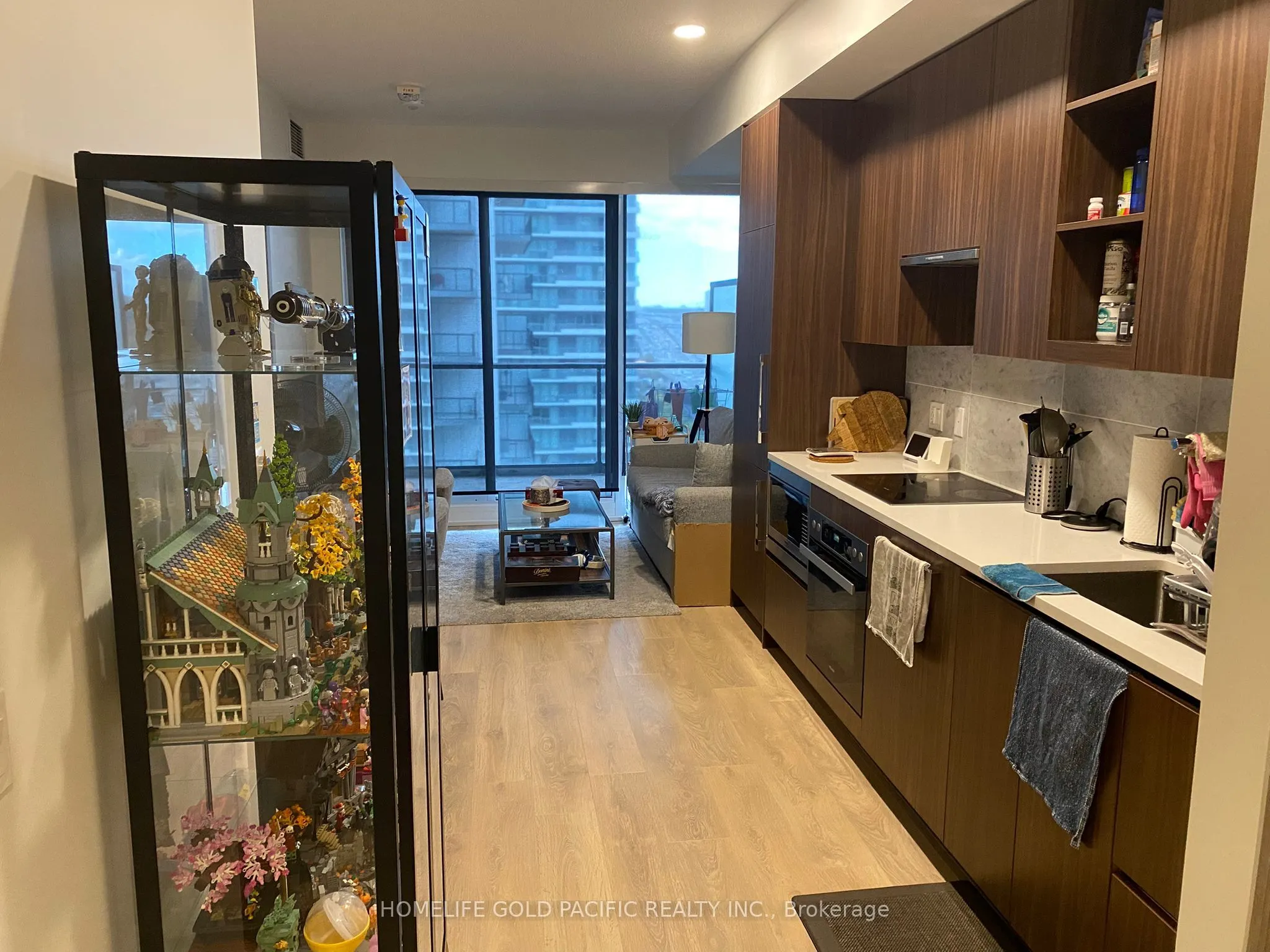 85 McMahon Drive, #1715