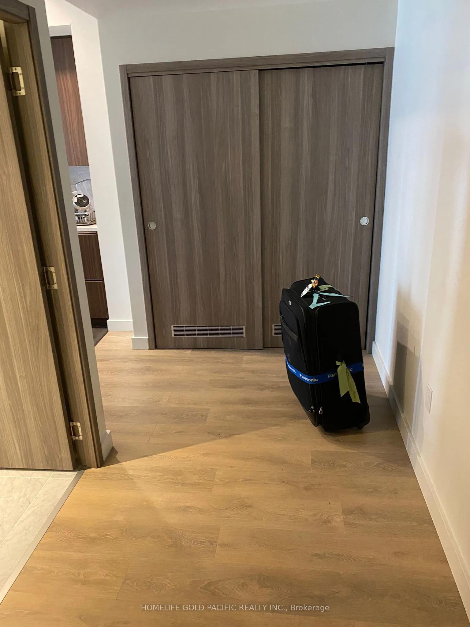 85 McMahon Drive, #1715