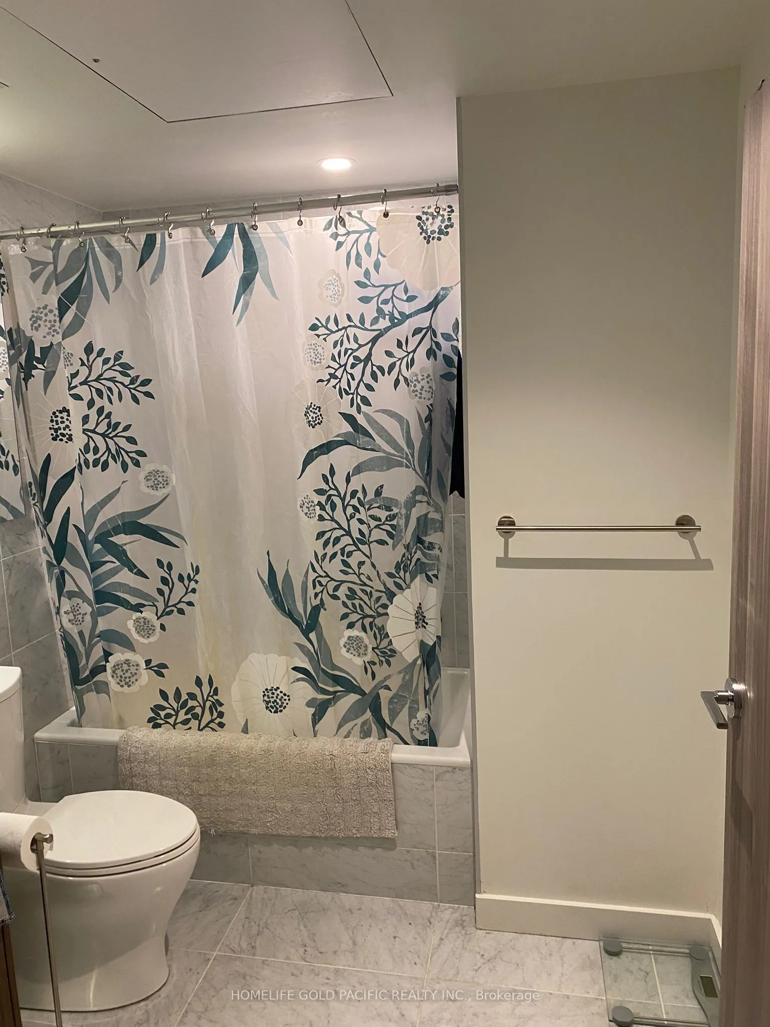 85 McMahon Drive, #1715