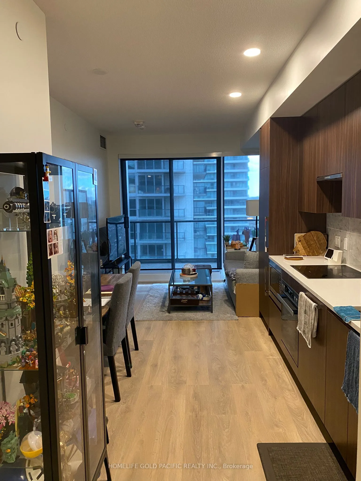 85 McMahon Drive, #1715