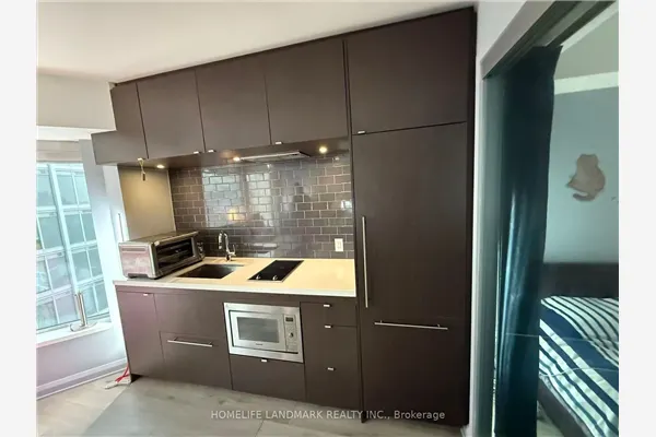 155 Yorkville Avenue, #1911