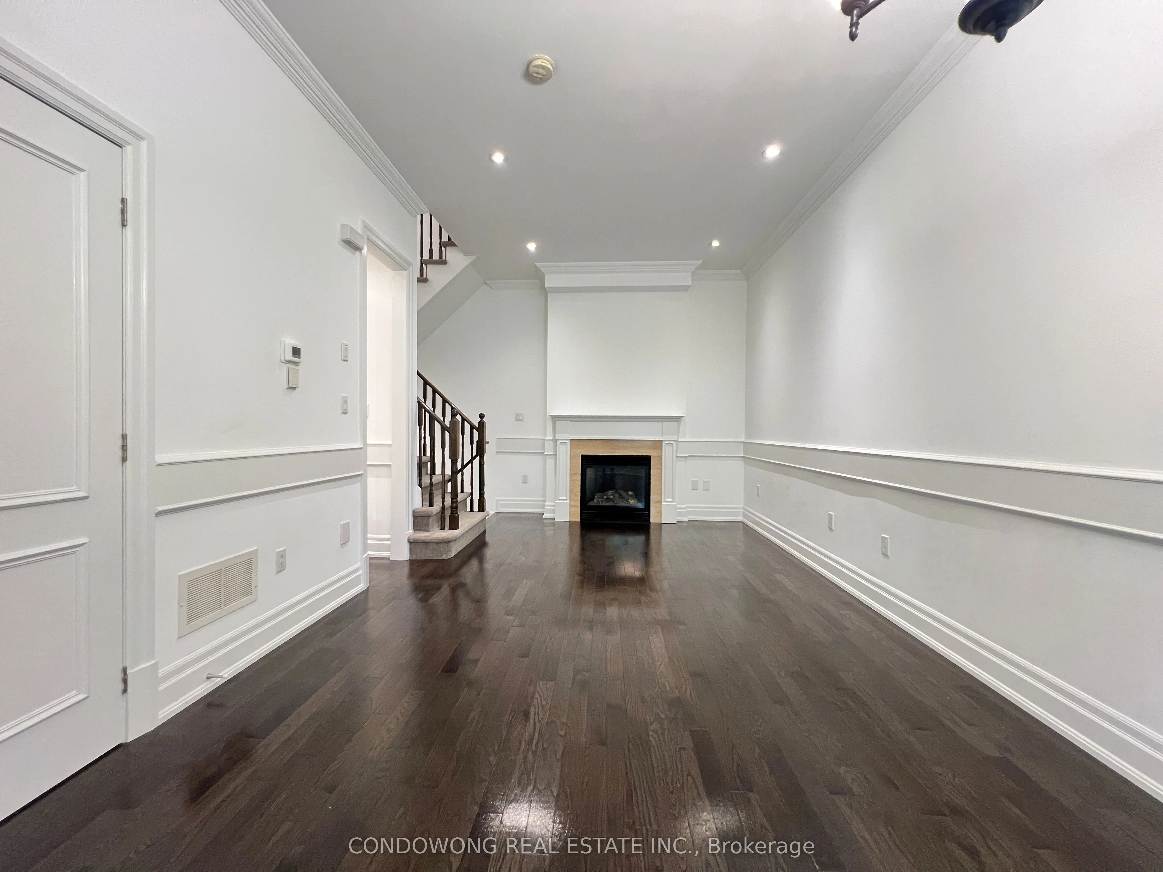 53 York Mills Road, #612