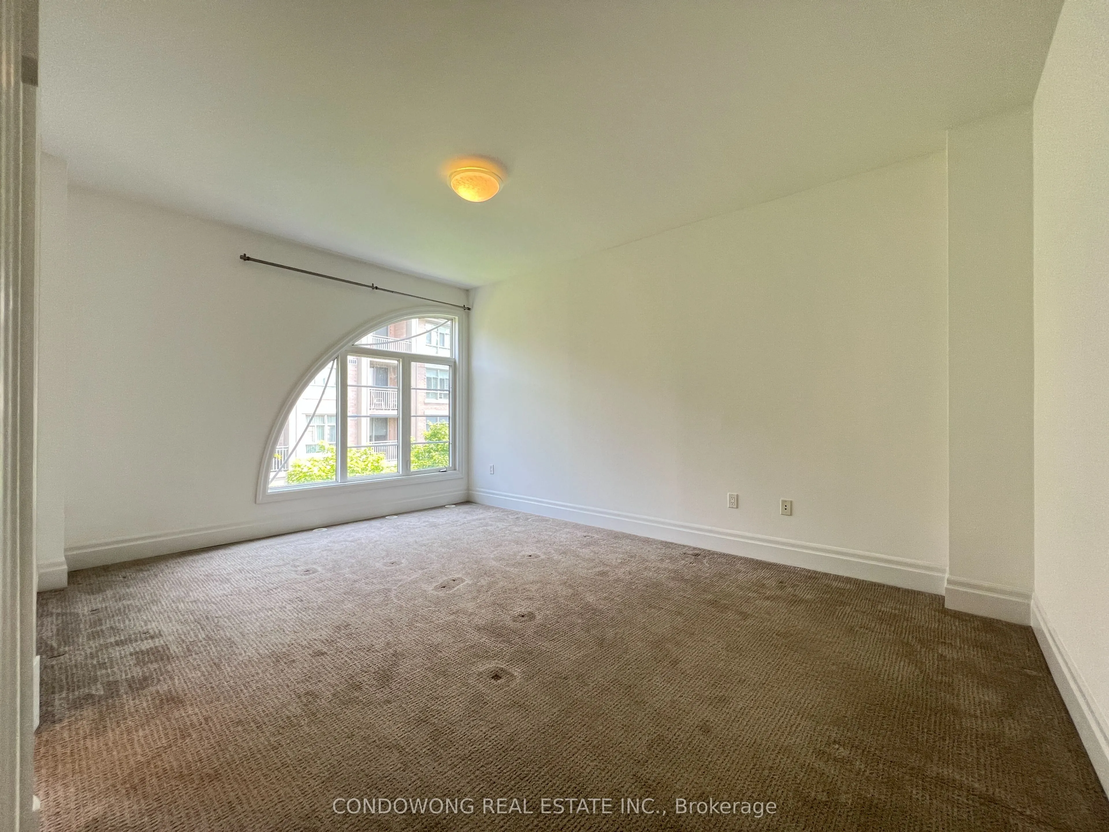 53 York Mills Road, #612