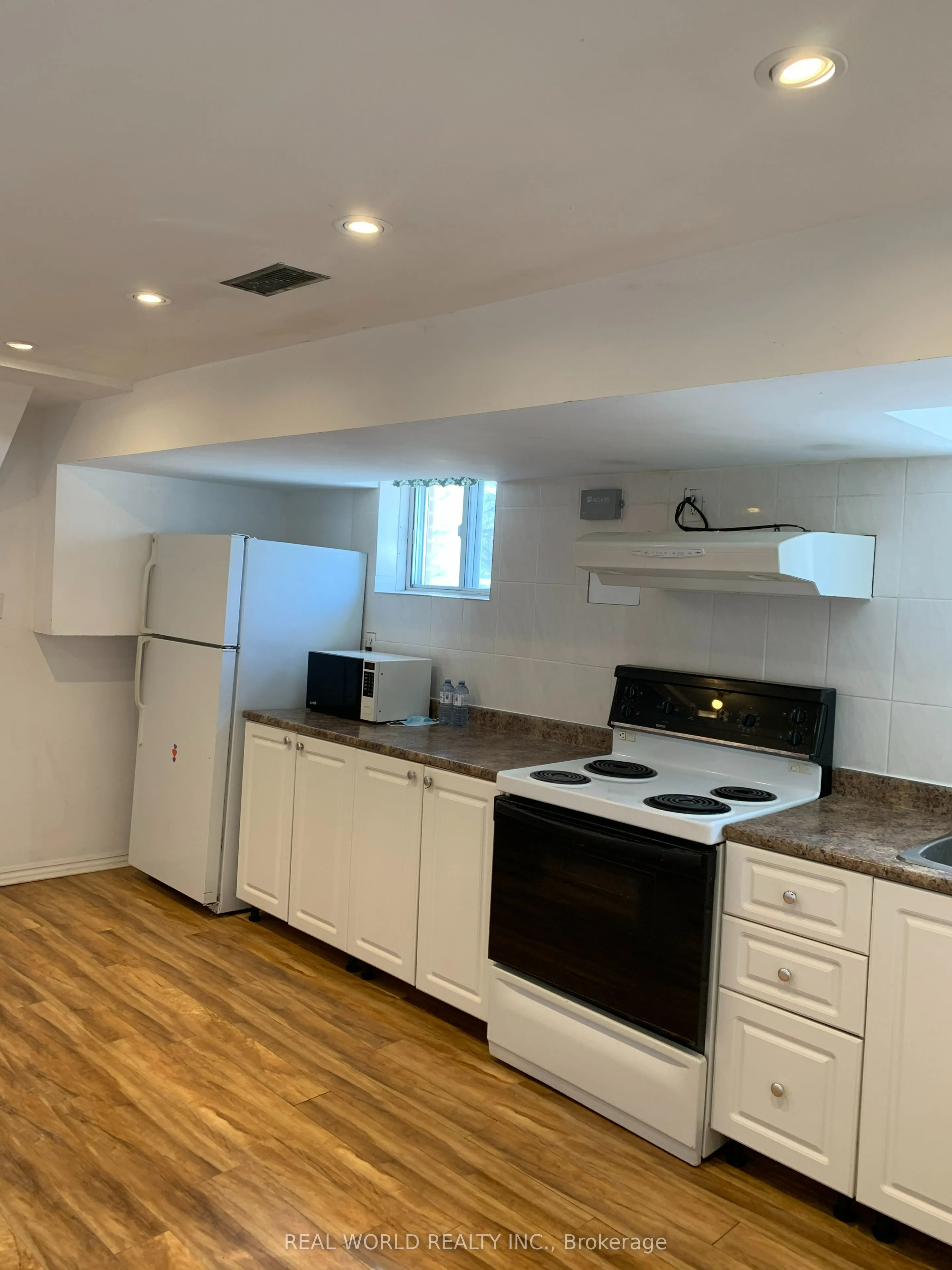 253 Mcnicoll Avenue, #Gr &Low