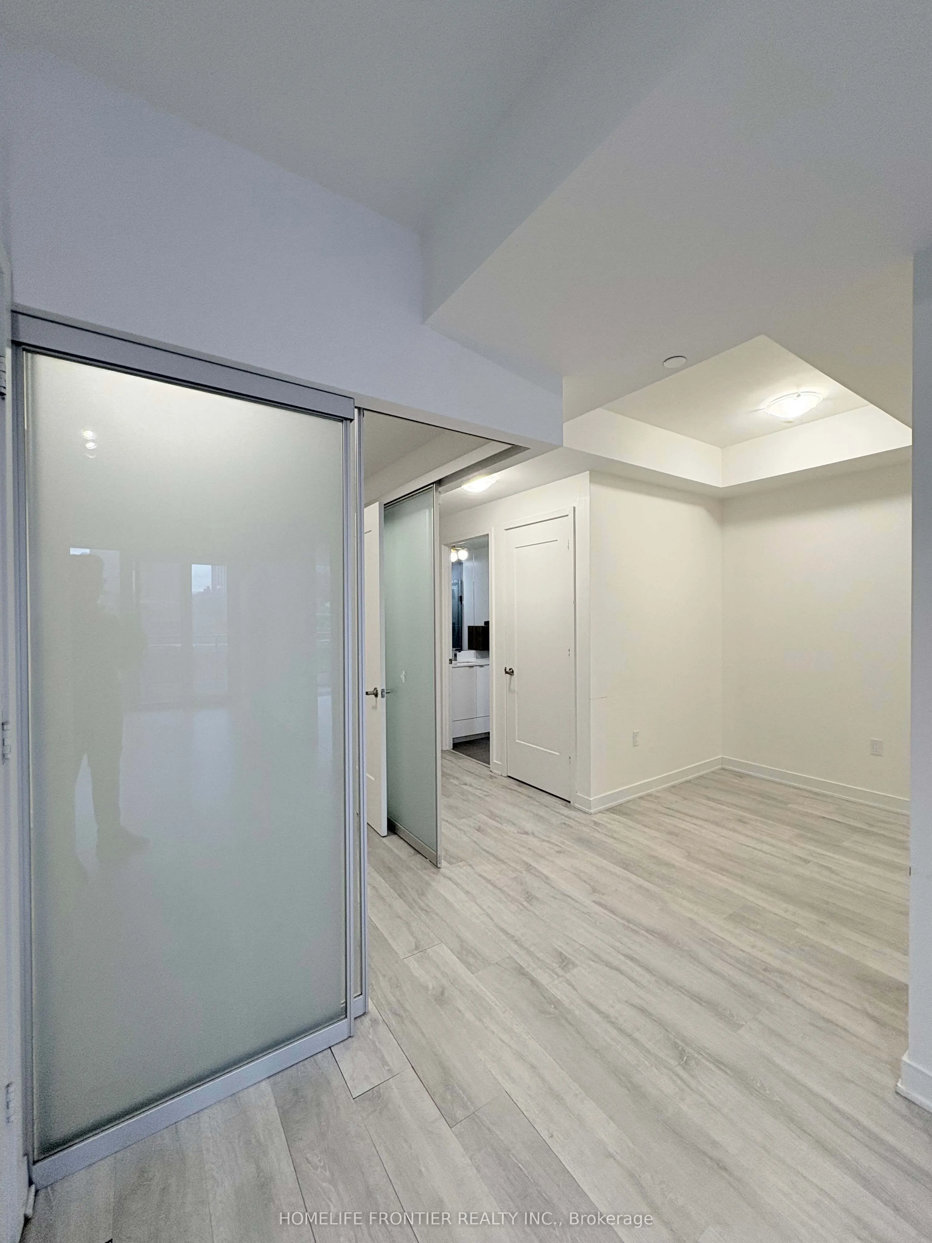 121 Lower Sherbourne Street, #754 SW