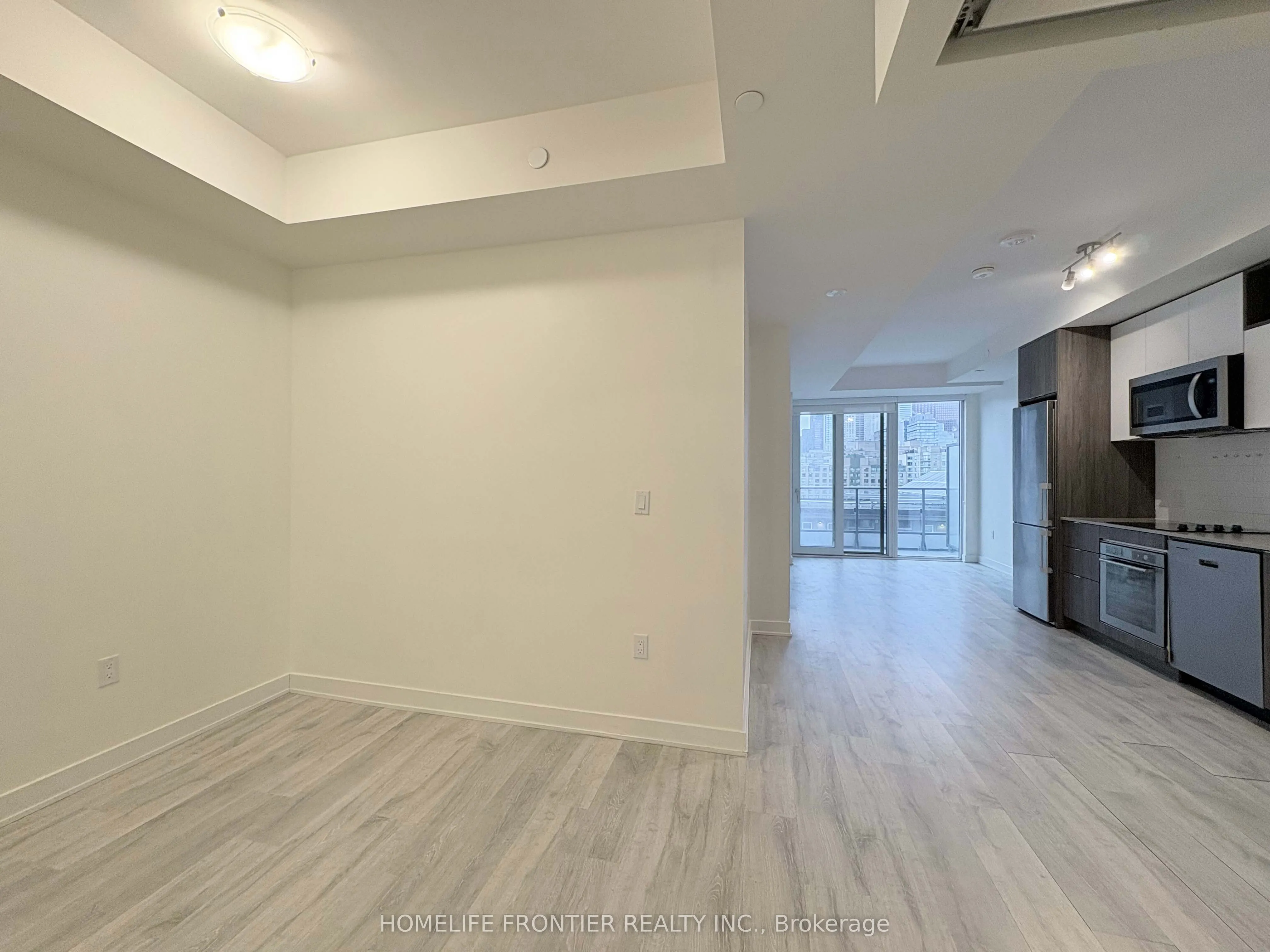 121 Lower Sherbourne Street, #754 SW