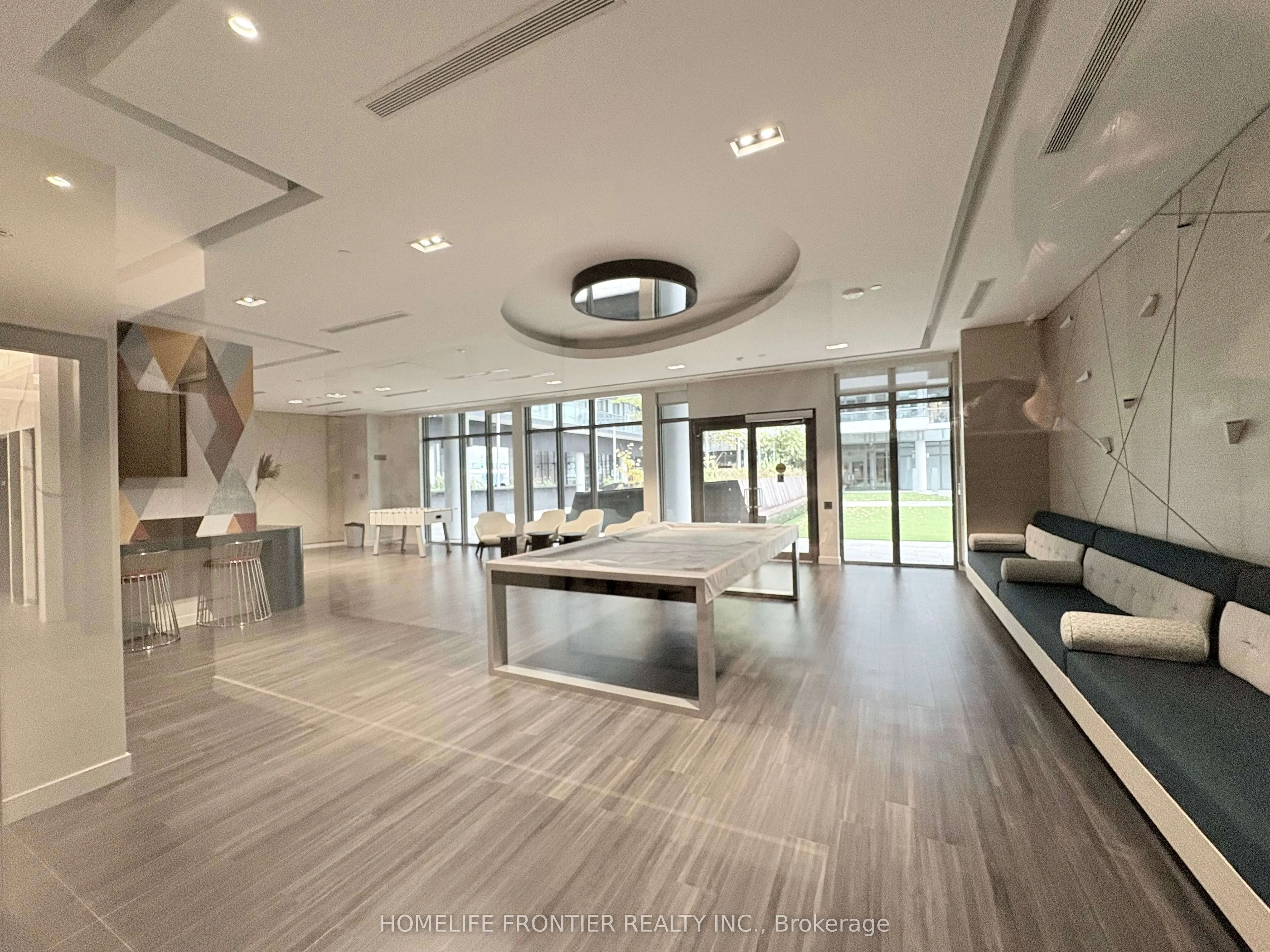 121 Lower Sherbourne Street, #754 SW